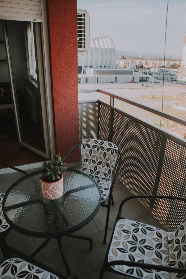 Apartment Nika, Arena ซาเกร็บ ภายนอก รูปภาพ