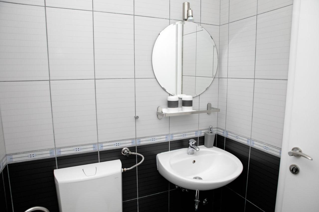 Apartment Nika, Arena ซาเกร็บ ภายนอก รูปภาพ