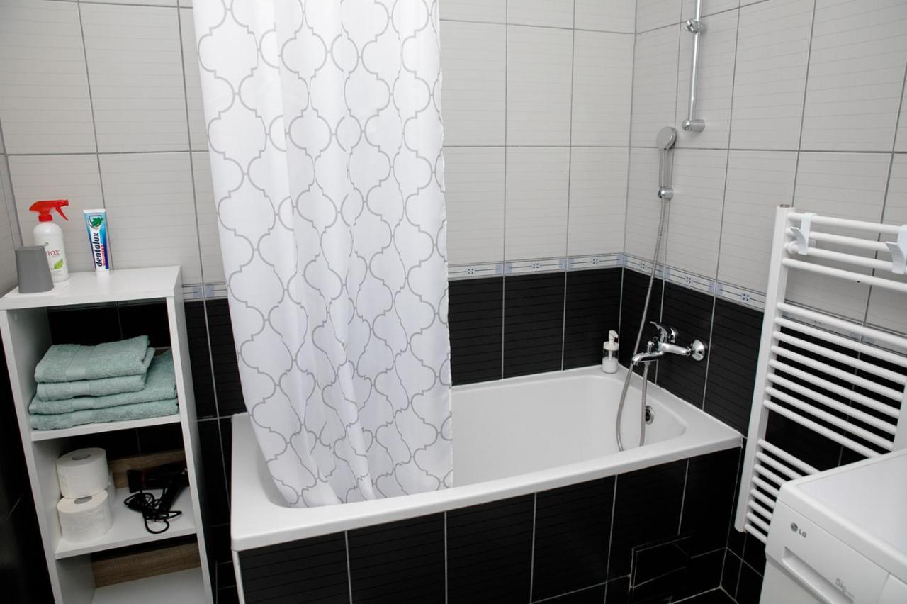 Apartment Nika, Arena ซาเกร็บ ภายนอก รูปภาพ